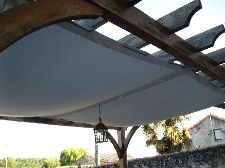 toile pergola sur mesure (2)